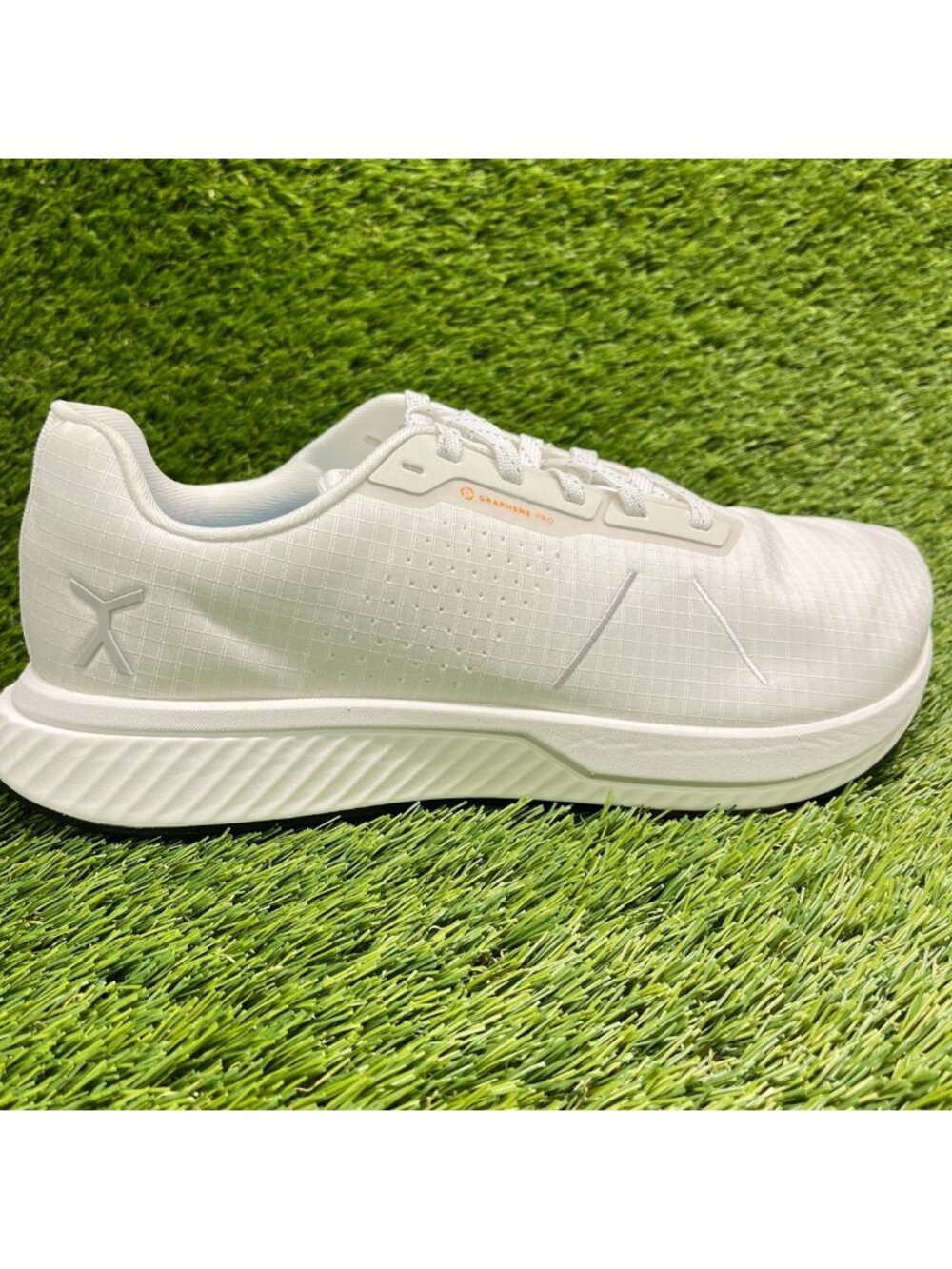 Flux Footwear Adapt Graphene RR White Mens Size 10 Athletic Shoes Sneakers